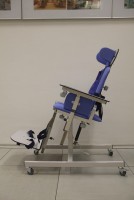 Учебное место учащегося с нарушением ОДА (р. гр. 0,90-1,15 м, столешница из фанеры) - fgospostavki.ru - Ижевск